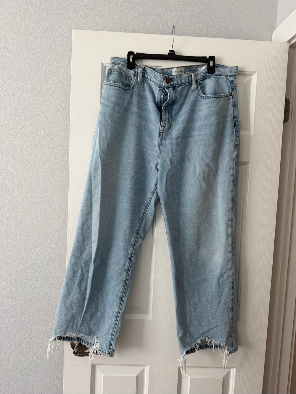 Frame Light Wash Women’s Jeans - Casual Straight Leg